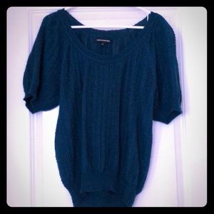 Short sleeve sweater